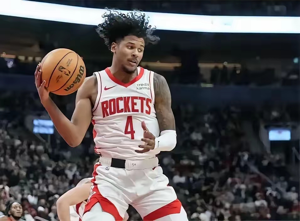 包含火箭大胜雄鹿，取得充沛信心的词条