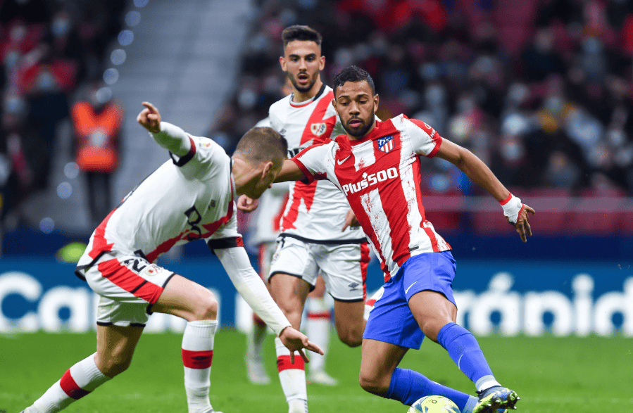 关于马德里竞技面对瓦伦西亚,双方拼尽全力的信息 关于马德里竞技面对瓦伦西亚,双方拼尽全力的信息