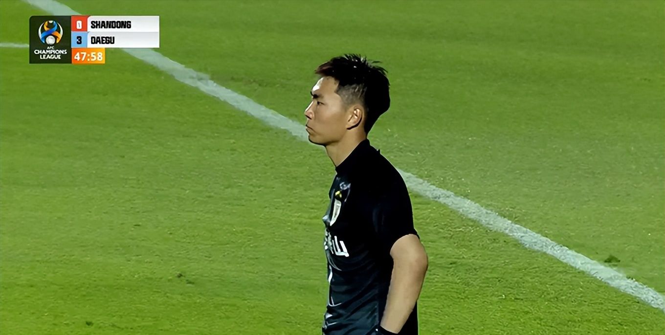 福州泰山主场遇困难,坚守球门难关 福州泰山主场遇困难,坚守球门难关