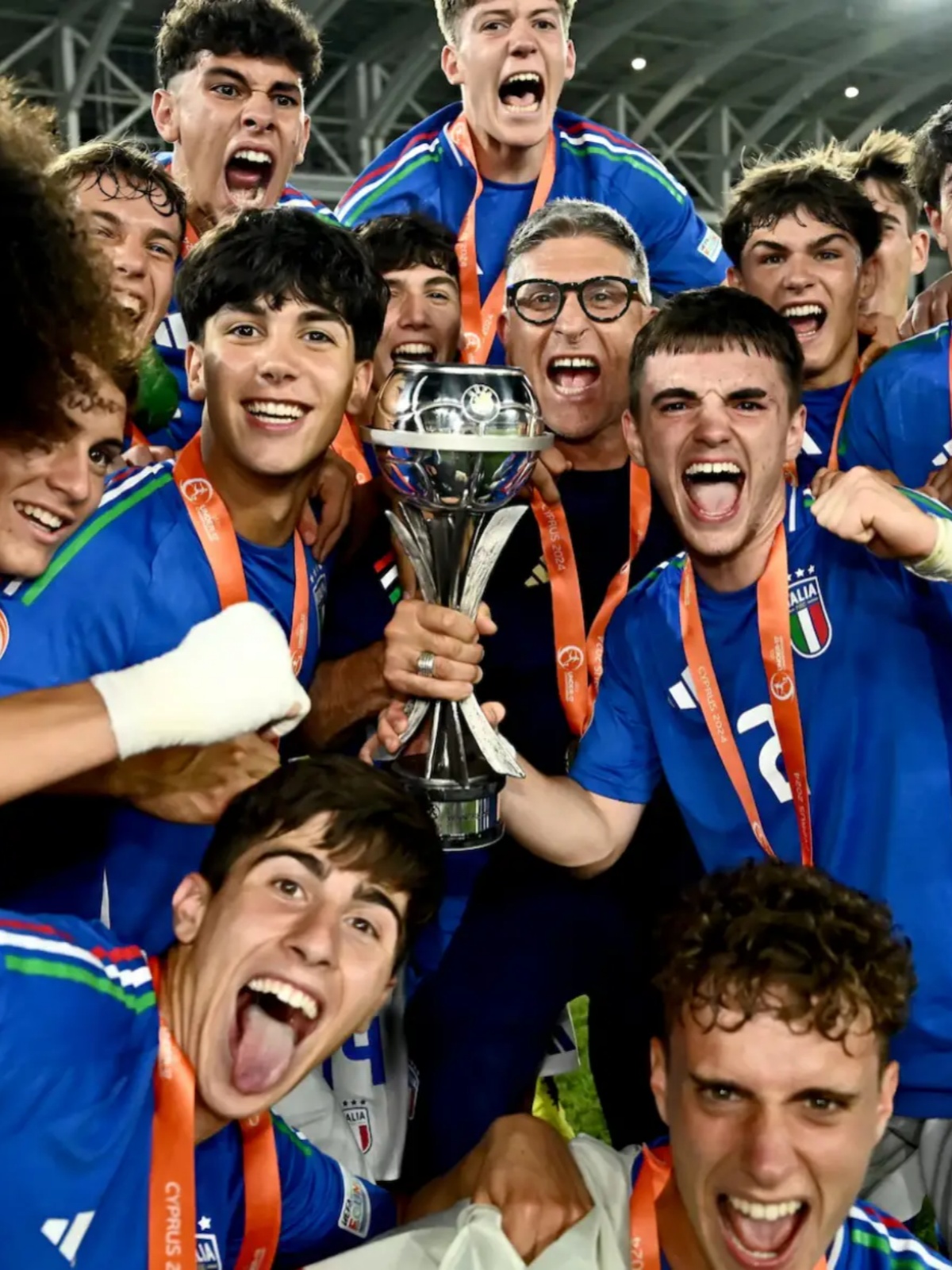 关于意大利队不畏强敌,带着胜利晋级!的信息 关于意大利队不畏强敌,带着胜利晋级!的信息