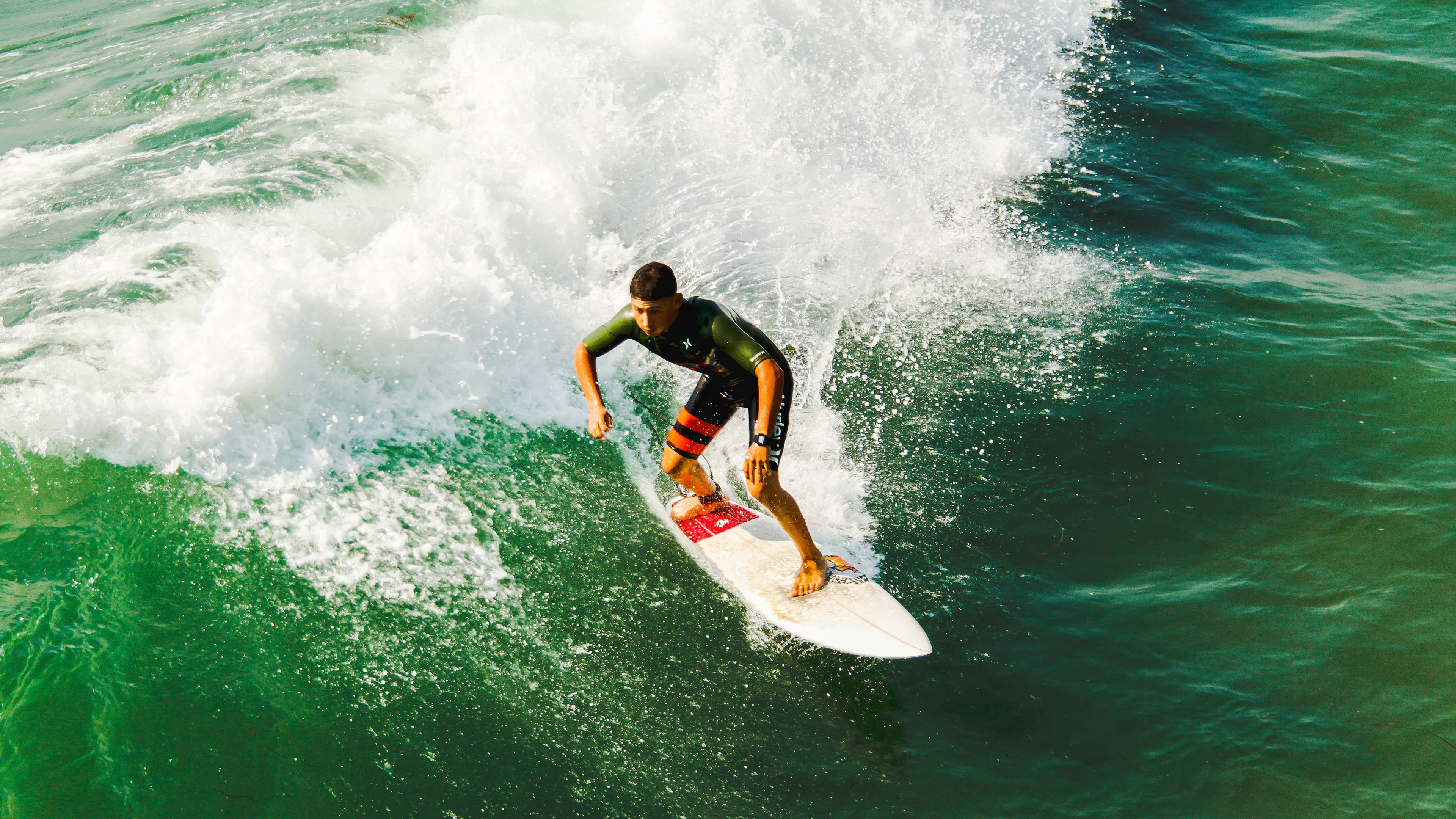 当东方广厦力克马刺,西方布伦森抢七封神—跨越时空的竞技启示